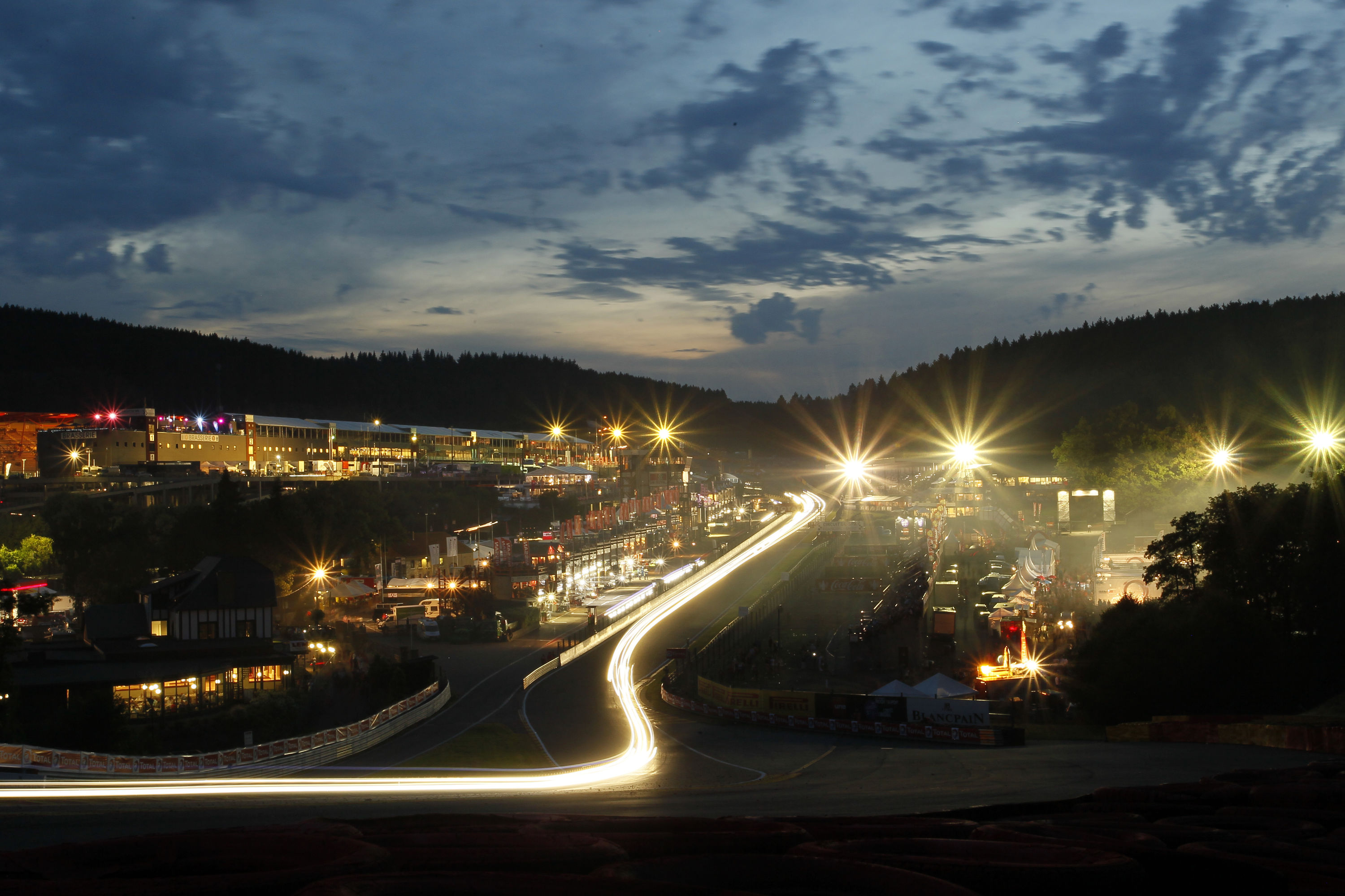 file24255620130728_BES_24hSpa_night_m229