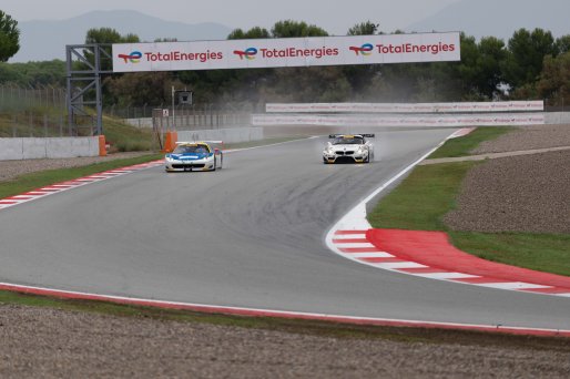 #49 - SRO Race Center - Ferrari 458 GT3 Evo - Mario CORDONI (ITA), #888 - Classic & Speed - BMW Z4 GT3 - Christoph von OEYNHAUSEN (GER), 02/10/2026 BARCELONA
 | SRO Motorsports Group